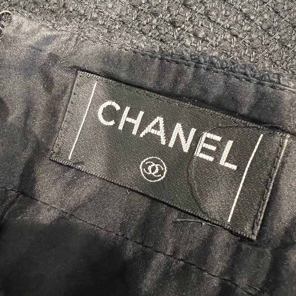 Vintage Chanel skirt - Picture 2 of 5